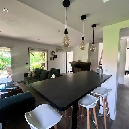 Courtaude - Superbe Maison De Plain-pied De 100m2 Pres Des Plages Mae-7054 * Six-Fours-les-Plages